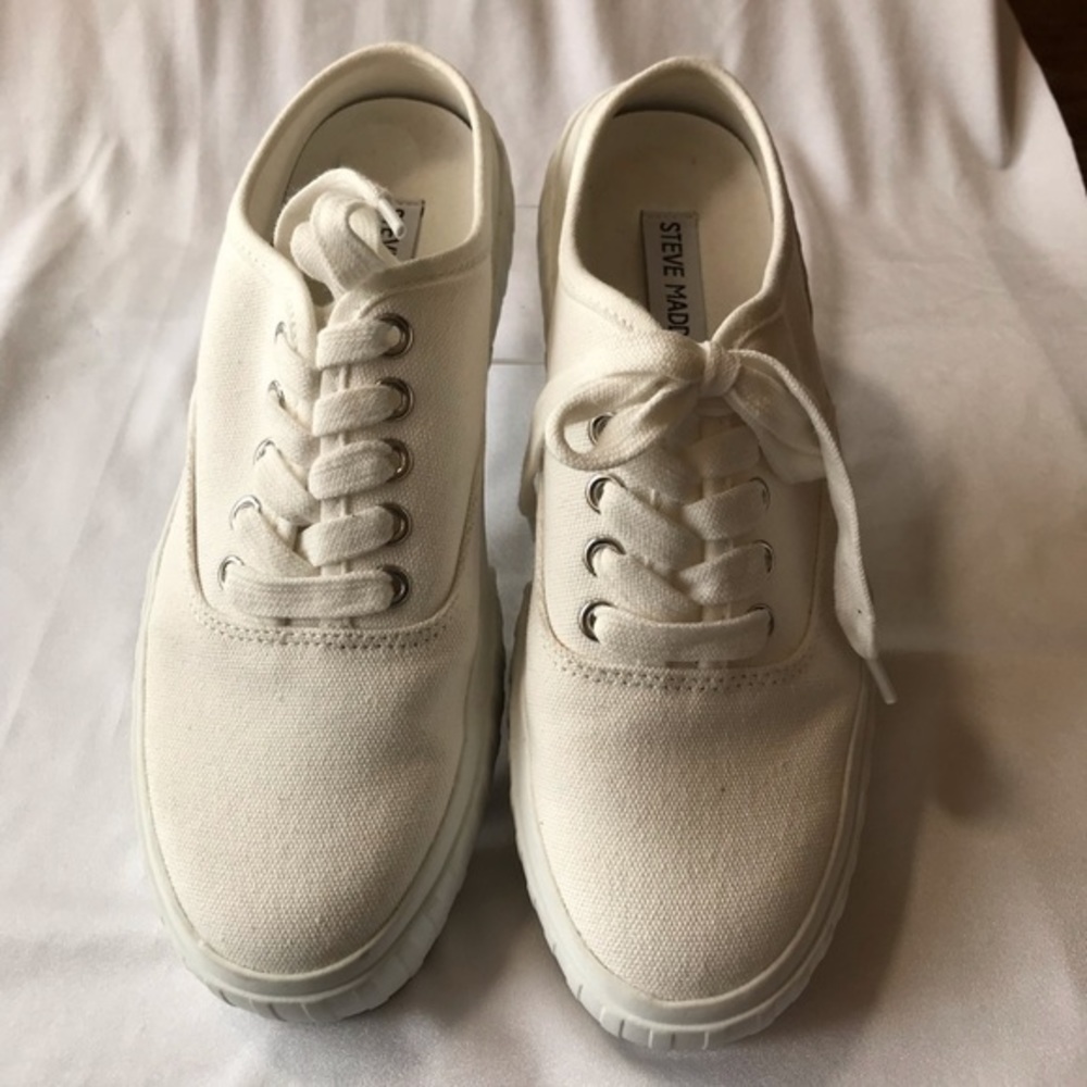 Steve Madden Canvas White Slip On Mule Sneakers- Size 8.5